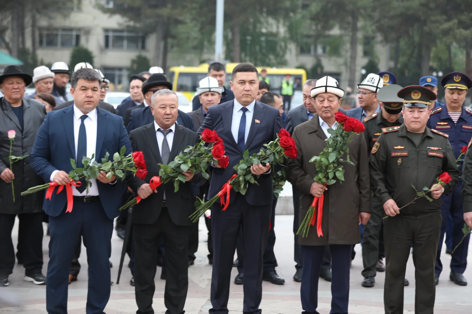 7-АПРЕЛЬ - ЭЛДИК РЕВОЛЮЦИЯСЫНА 16 ЖЫЛ!