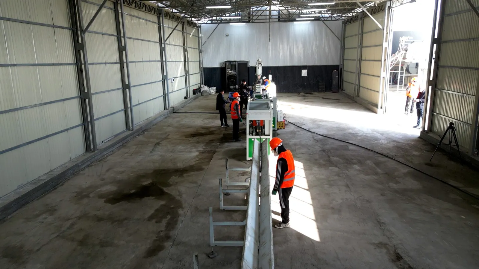 МАНАС ШААРЫНДА ТАШТАНДЫНЫ КАЙРА ИШТЕТКЕН ЦЕХ АЧЫЛДЫ