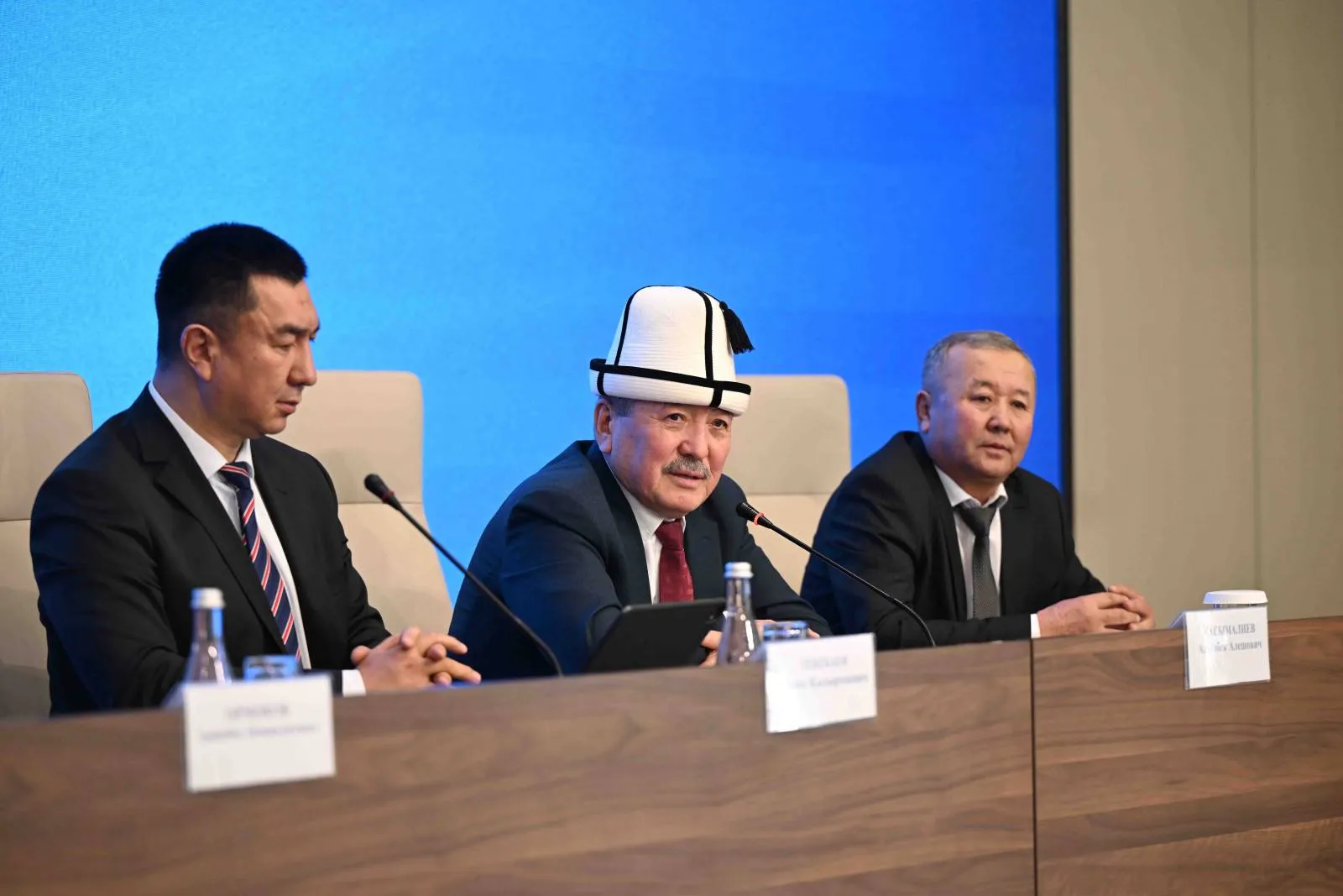 МАНАС ШААРЫНЫН ЖАҢЫ МЭРИ ТААНЫШТЫРЫЛДЫ