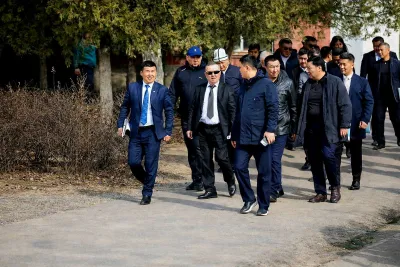 ПРЕЗИДЕНТТИН ТАПШЫРМАСЫ МЕНЕН МАНАС ШААРЫНДА 6 ЖАҢЫ МЕКТЕП КУРУЛАТ