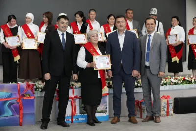 ЖЫЛДЫН МЫКТЫ МУГАЛИМДЕРИ СЫЙЛАНДЫ