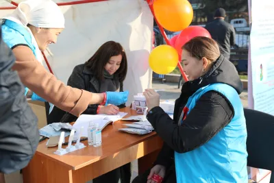 "ӨЗҮҢДҮН АИВ СТАТУСУҢДУ БИЛ!" АКЦИЯСЫ ӨТКӨРҮЛДҮ